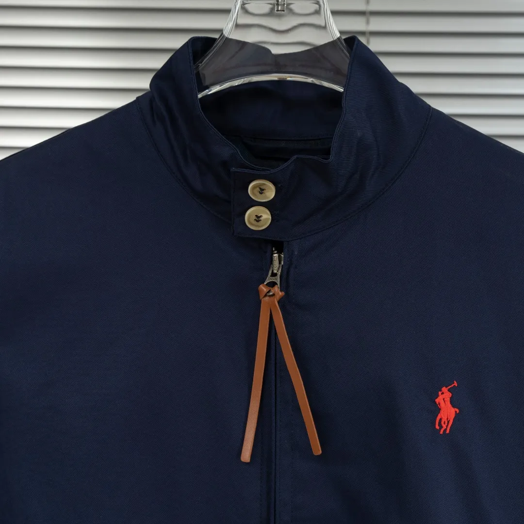 P440 top version (different currencies) You can scan the QR code to enter the official website. Style: Ralph Lauren POLO Ralph Lauren original molded small label embroidered Harrington jacket. Color: Picture color. Size: S-XL. Fabric: Woven. Accessories: Full set of customized accessories. No gender distinction. Same style for men and women.